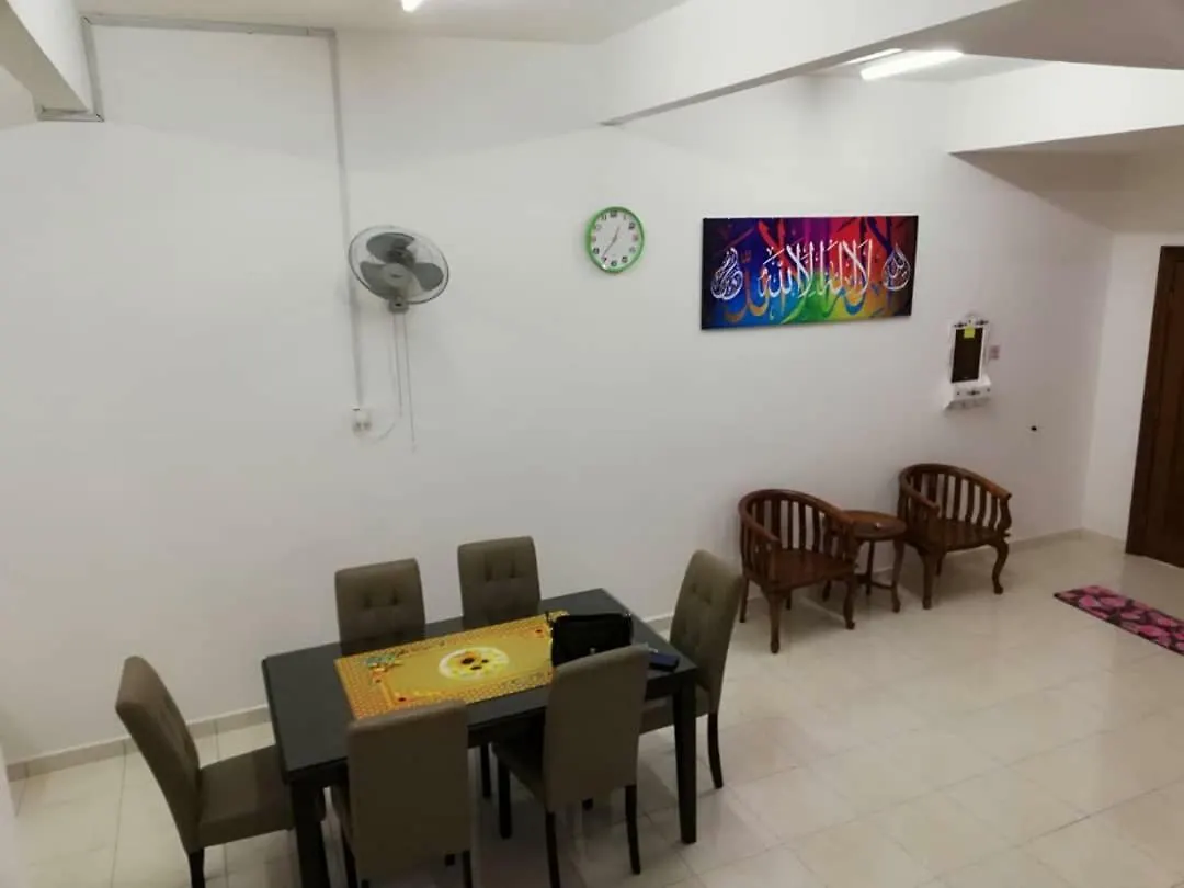 Faeyz Homestay Pertam Jaya Malacca
