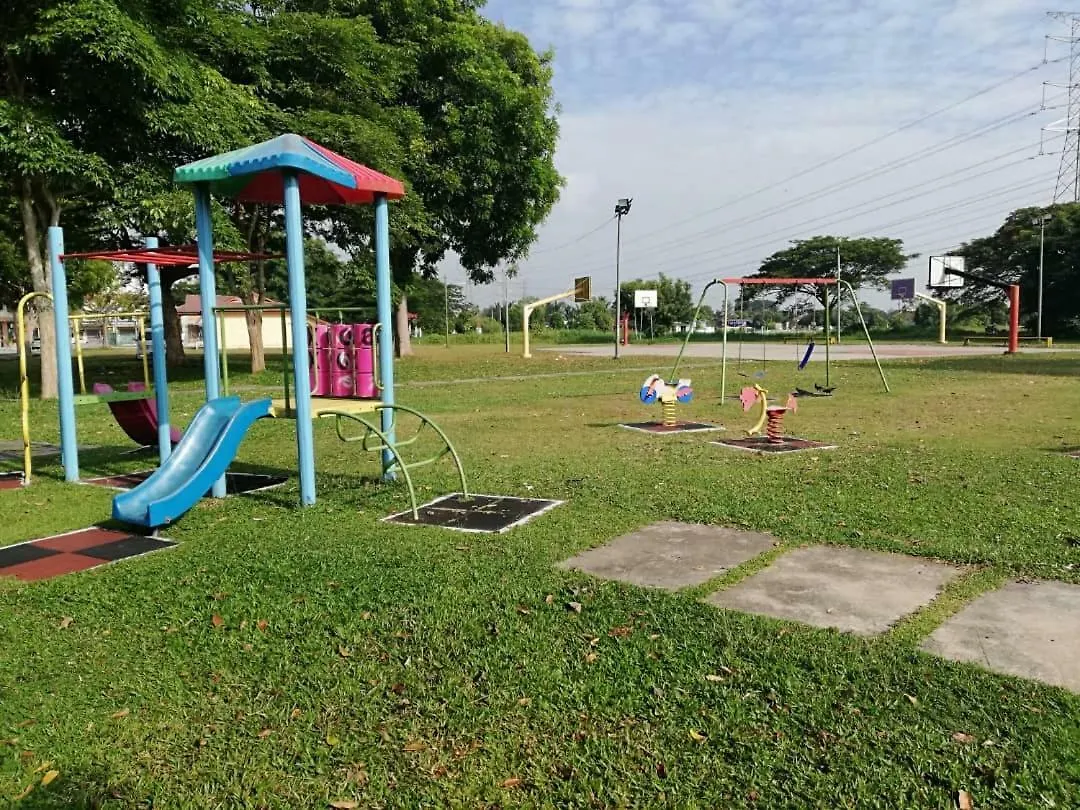 Faeyz Homestay Pertam Jaya Malacca