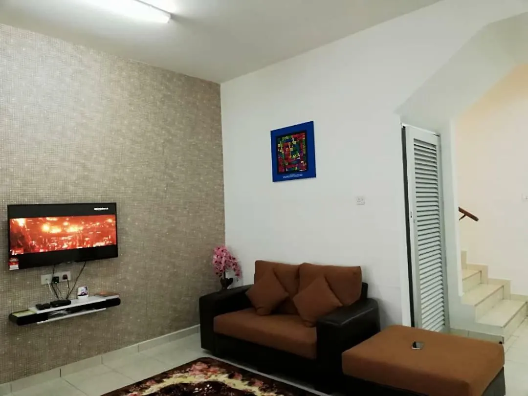 Faeyz Homestay Pertam Jaya Malacca
